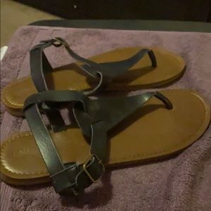 Sandles size 10